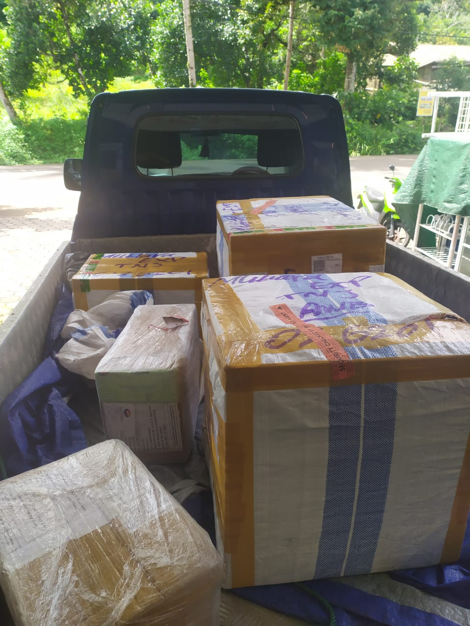 Handling Yudi Mutiara Express Dari Jakarta Tujuan TanjungPinang ,Prov Kep Riau