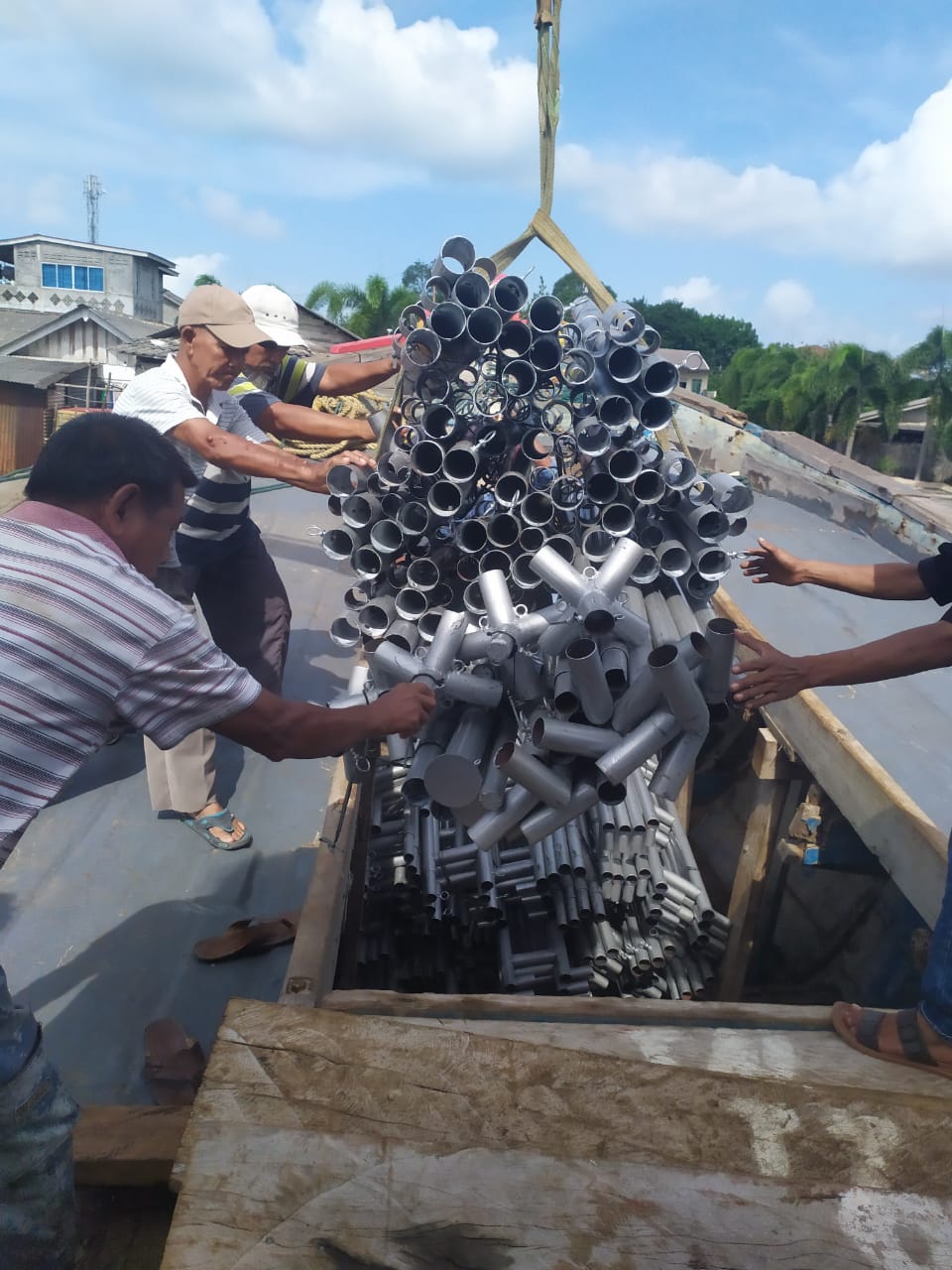 Shipment Via Laut Dari Jakarta Tujuan Kawasan Lagoi , Prov Kep Riau